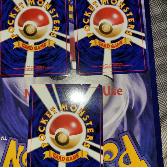Team Rocket Set of 3 Holographic Cards - Picture 5 of 5